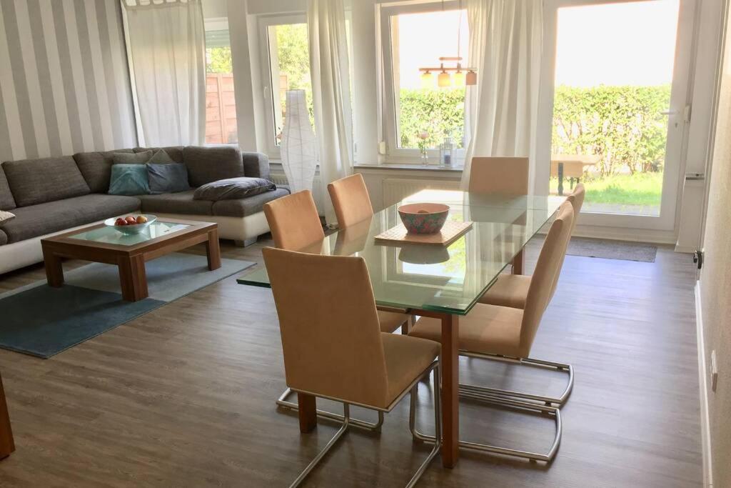 Apartment 120 Qm -3 Schlafzimmer-2 Baeder- Fuer 7 Gaeste Düsseldorf Exterior foto